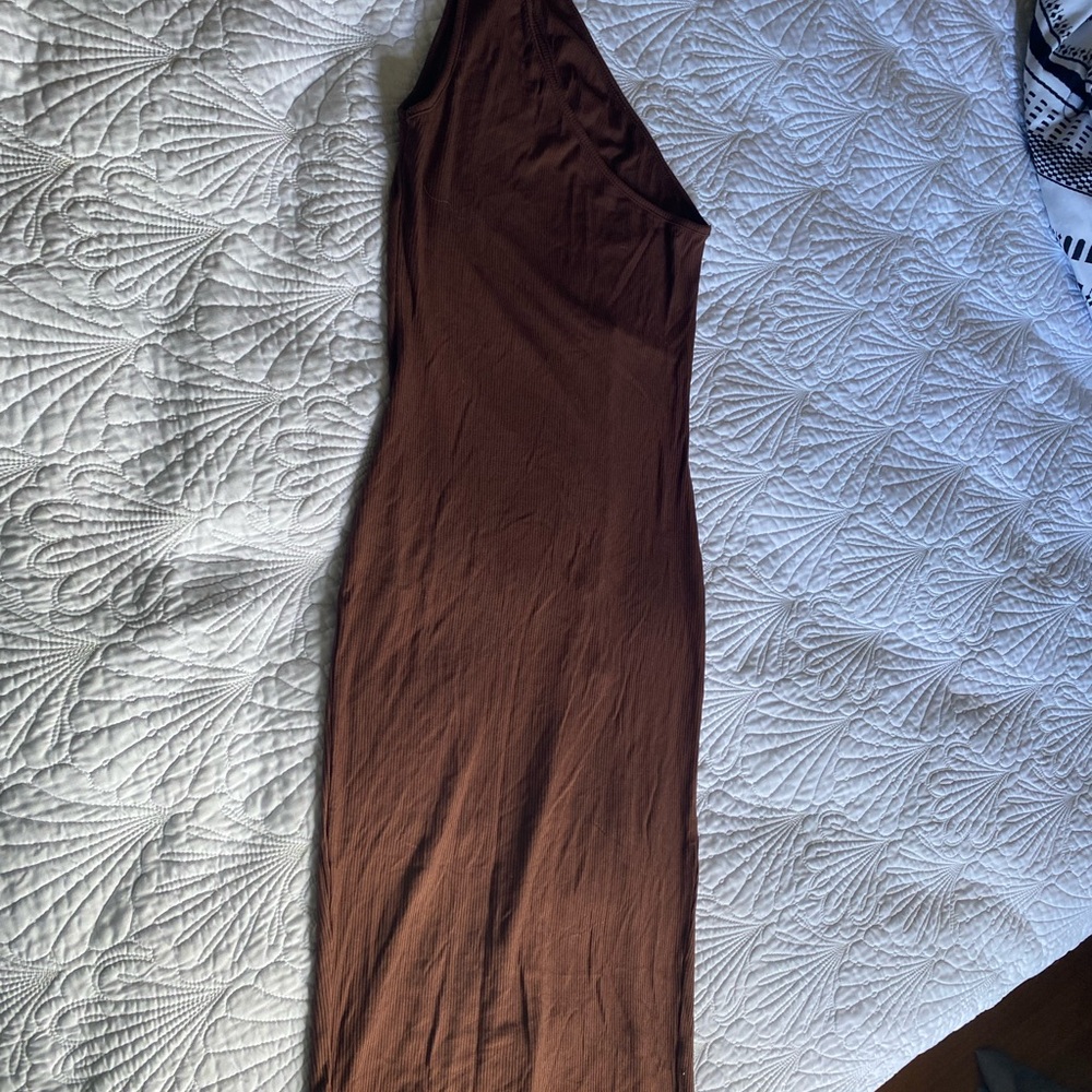Dress - Picture 4 of 4